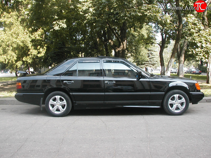 3 199 р. Пороги накладки Classic Mercedes-Benz E-Class W124 седан дорестайлинг (1984-1993)  с доставкой в г. Новочеркасск