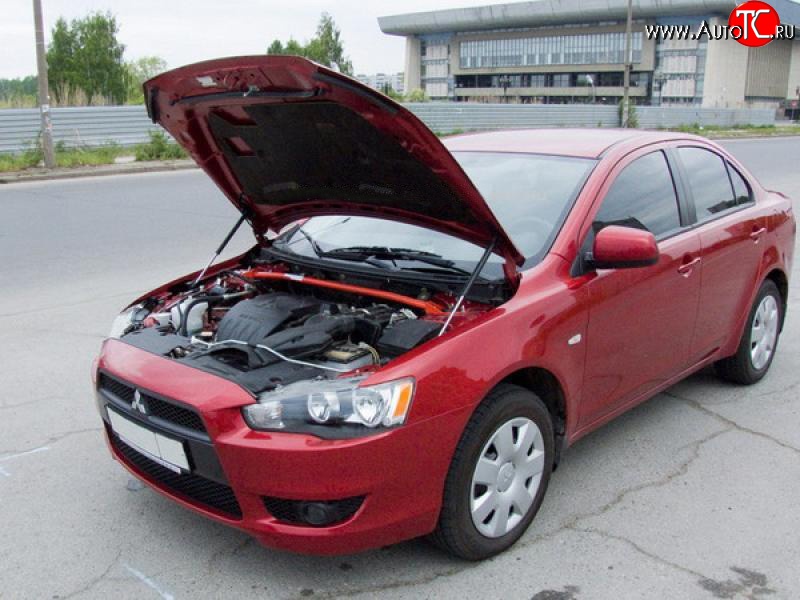 2 449 р. Упоры капота Sport Mitsubishi Lancer 10 седан дорестайлинг (2007-2010)  с доставкой в г. Новочеркасск