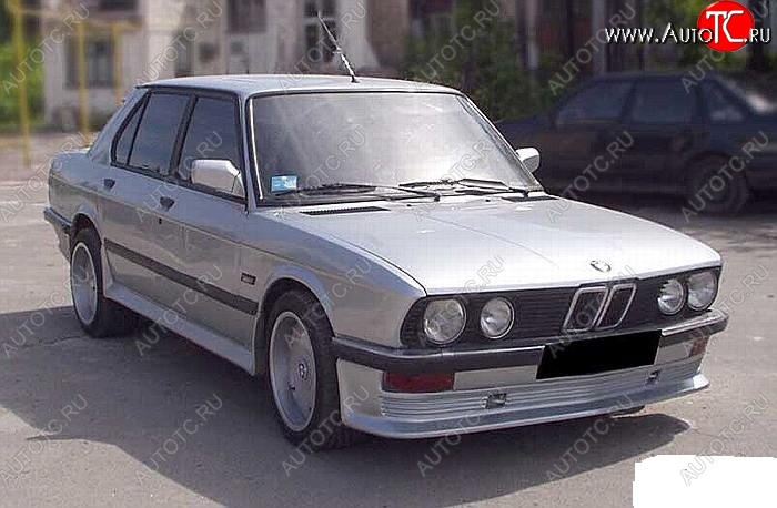 4 499 р. Накладка на передний бампер Jaguar BMW 5 серия E28 седан (1981-1988)  с доставкой в г. Новочеркасск