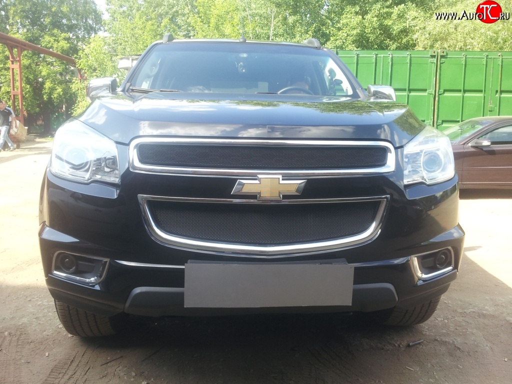 1 469 р. Нижняя сетка на бампер Russtal (черная) Chevrolet Trailblazer GM800 дорестайлинг (2012-2016)  с доставкой в г. Новочеркасск