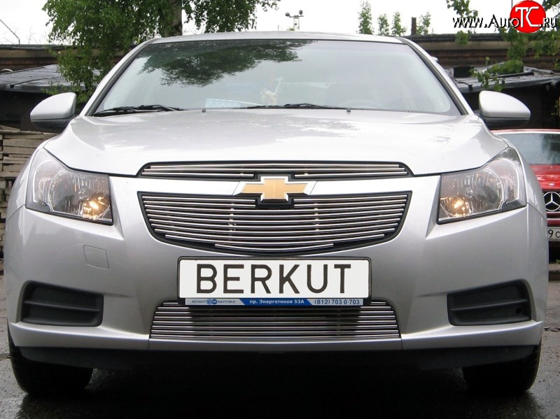 4 399 р. Декоративная вставка воздухозаборника Berkut Chevrolet Cruze J305 хэтчбек дорестайлинг (2009-2012)  с доставкой в г. Новочеркасск