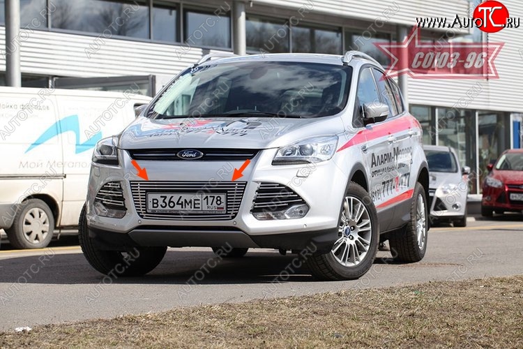 6 209 р. Декоративный элемент воздухозаборника Souz-96 (d10) Ford Kuga 2 дорестайлинг (2013-2016)  с доставкой в г. Новочеркасск