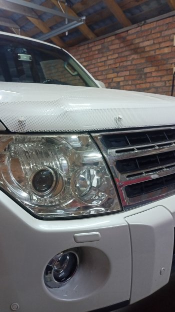 2 299 р. Дефлектор капота CA-Plastiс  Mitsubishi Pajero  4 V90 (2006-2015) дорестайлинг, 1-ый рестайлинг (Шелкография белая)  с доставкой в г. Новочеркасск. Увеличить фотографию 4