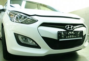 1 599 р. Сетка в воздухозаборник бампера Arbori (15 мм)  Hyundai I30  2 GD (2011-2015) дорестайлинг универсал, дорестайлинг, хэтчбэк 5 дв. (Черная)  с доставкой в г. Новочеркасск. Увеличить фотографию 2