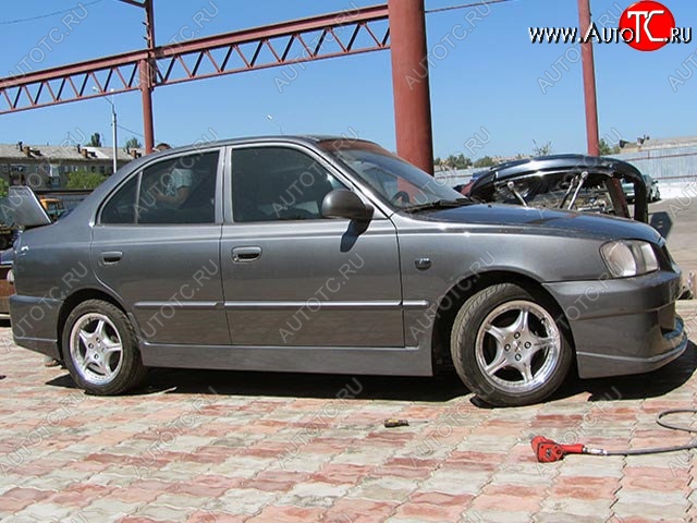 4 849 р. Пороги накладки Racer Hyundai Accent седан ТагАЗ (2001-2012) (Неокрашенные)  с доставкой в г. Новочеркасск