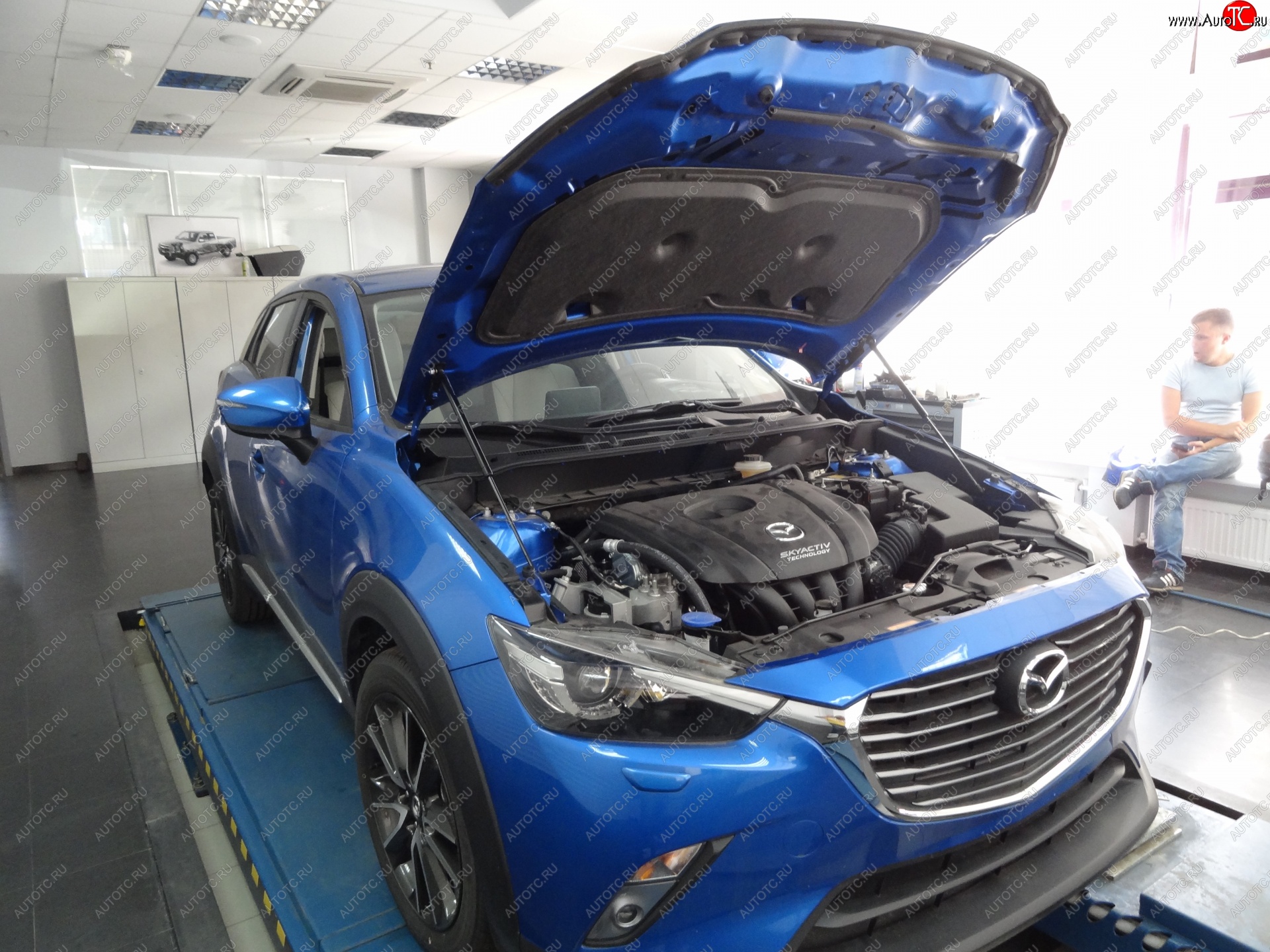 2 399 р. Упоры капота Russtal Mazda CX-3 DK дорестайлинг (2014-2018)  с доставкой в г. Новочеркасск