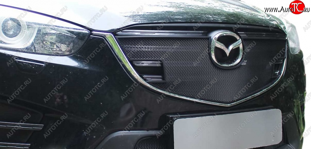 1 639 р. Защитная сетка на радиатор Russtal  Mazda CX-5  KE (2011-2014) дорестайлинг (чёрная, без выреза под парктронник)  с доставкой в г. Новочеркасск