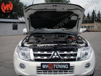 4 099 р. Упор капота MV-Tuning (двойной) Mitsubishi Pajero 4 V90 дорестайлинг (2006-2011)  с доставкой в г. Новочеркасск. Увеличить фотографию 3