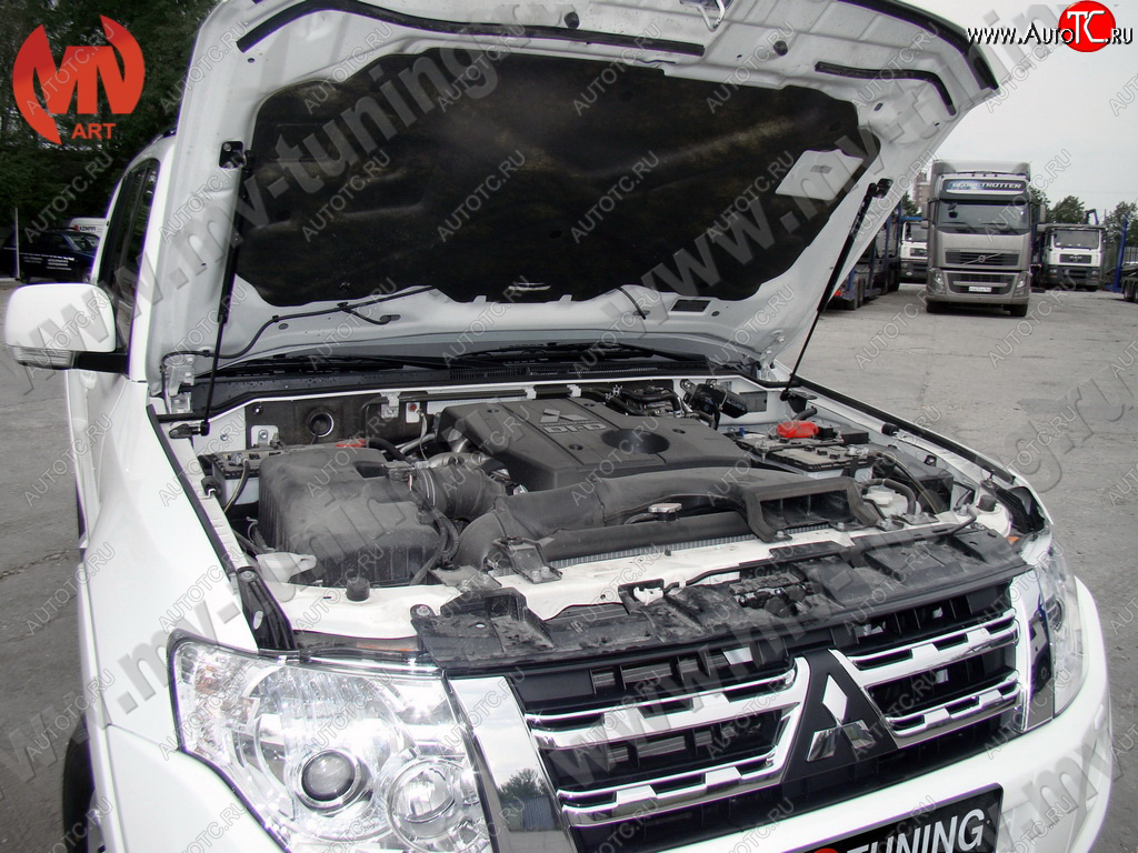 4 099 р. Упор капота MV-Tuning (двойной) Mitsubishi Pajero 4 V90 дорестайлинг (2006-2011)  с доставкой в г. Новочеркасск