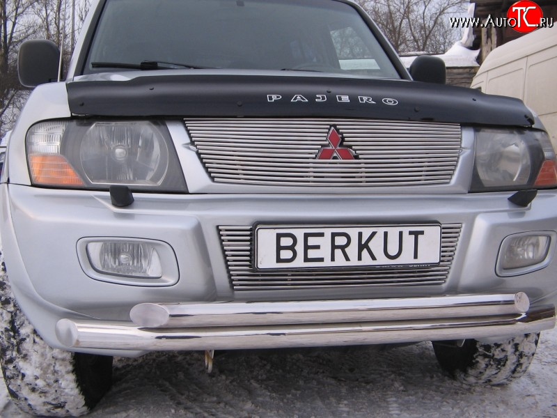 6 999 р. Декоративная вставка решетки радиатора Berkut Mitsubishi Pajero 3 V70 дорестайлинг (1999-2003)  с доставкой в г. Новочеркасск