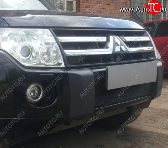 1 469 р. Защитная решётка в воздуховод автомобиля Russtal (черная) Mitsubishi Pajero 4 V80 дорестайлинг (2006-2011)  с доставкой в г. Новочеркасск