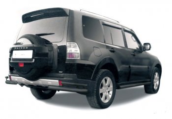 4 399 р. Защита заднего бампера (уголки, 2 трубы d76 и 42 mm)  Mitsubishi Pajero ( 4 V90,  4 V80) (2006-2020) дорестайлинг, дорестайлинг, 2-ой рестайлинг (сталь, черный цвет)  с доставкой в г. Новочеркасск. Увеличить фотографию 1