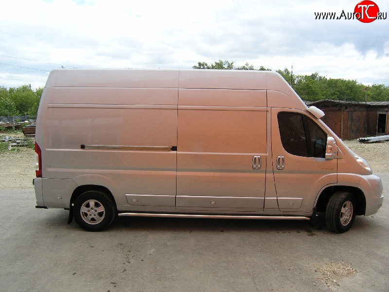 21 399 р. Защита порогов Russtal CITROEN Jumper 250 (2006-2014) (Защита порогов с со скосами на торцах (вариант 1))  с доставкой в г. Новочеркасск