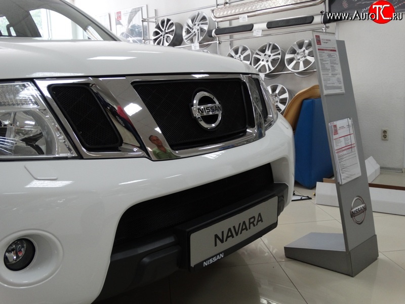 1 469 р. Нижняя сетка на бампер Russtal (черная) Nissan Pathfinder R51 рестайлинг (2009-2014)  с доставкой в г. Новочеркасск