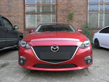 3 799 р. Защитная сетка в бампер (низ, ячейка 4х10 мм) Alfeco Премиум Mazda 3/Axela BM дорестайлинг седан (2013-2016) (Чёрная)  с доставкой в г. Новочеркасск. Увеличить фотографию 1