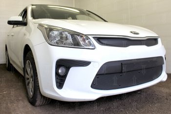 3 099 р. Защитная сетка в бампер (верх, заглушка без сот) Alfeco Стандарт  KIA Rio  4 FB (2016-2020) дорестайлинг седан (Чёрная)  с доставкой в г. Новочеркасск. Увеличить фотографию 4