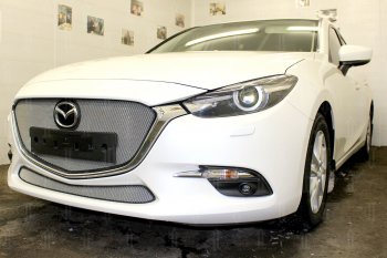 2 899 р. Защитная сетка в бампер (низ, ячейка 3х7 мм) Alfeco Стандарт  Mazda 3/Axela  BM (2016-2019) рестайлинг седан, рестайлинг, хэтчбэк (Хром)  с доставкой в г. Новочеркасск. Увеличить фотографию 4