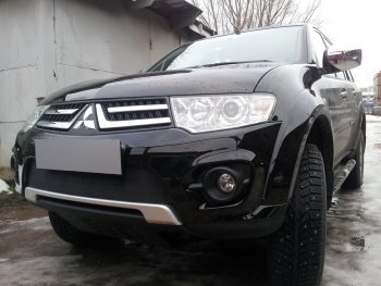 3 399 р. Защитная сетка в бампер (низ, ячейка 3х7 мм) Alfeco Стандарт Mitsubishi L200 4  рестайлинг (2013-2016) (Чёрная)  с доставкой в г. Новочеркасск. Увеличить фотографию 3