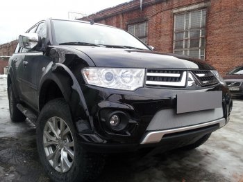 3 589 р. Защитная сетка в бампер (низ, ячейка 3х7 мм) Alfeco Стандарт Mitsubishi L200 4  рестайлинг (2013-2016) (Хром)  с доставкой в г. Новочеркасск. Увеличить фотографию 3