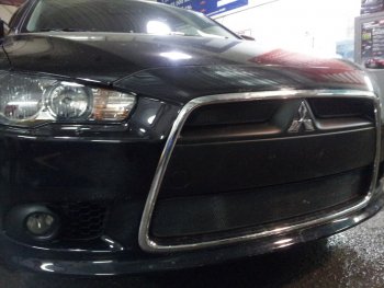 5 899 р. Защитная сетка в бампер (3 части, ячейка 3х7 мм) Alfeco Стандарт  Mitsubishi Lancer  10 (2011-2017) седан рестайлинг, хэтчбек 5 дв рестайлинг (Чёрная)  с доставкой в г. Новочеркасск. Увеличить фотографию 3