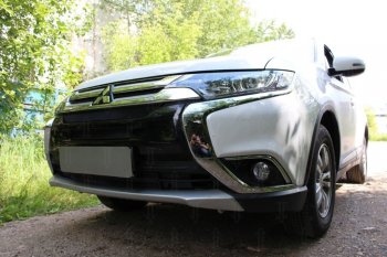 6 999 р. Защитная сетка в бампер (4 части, ячейка 3х7 мм) Alfeco Стандарт Mitsubishi Outlander GF 2-ой рестайлинг (2015-2018) (Чёрная)  с доставкой в г. Новочеркасск. Увеличить фотографию 2