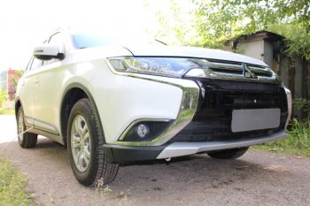 6 999 р. Защитная сетка в бампер (4 части, ячейка 3х7 мм) Alfeco Стандарт Mitsubishi Outlander GF 2-ой рестайлинг (2015-2018) (Чёрная)  с доставкой в г. Новочеркасск. Увеличить фотографию 3