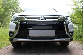 7 249 р. Защитная сетка в бампер (4 части, ячейка 3х7 мм) Alfeco Стандарт  Mitsubishi Outlander  GF (2015-2018) 2-ой рестайлинг (Хром)  с доставкой в г. Новочеркасск. Увеличить фотографию 3