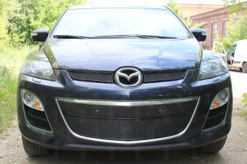 4 199 р. Защитная сетка в бампер (низ, ячейка 4х10 мм) Alfeco Премиум Mazda CX-7 ER рестайлинг (2010-2012) (Чёрная)  с доставкой в г. Новочеркасск. Увеличить фотографию 1