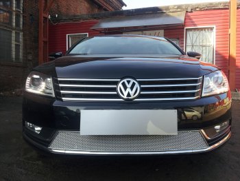 Защитная сетка в бампер (низ, ячейка 4х10 мм) Стрелка11 Премиум Volkswagen Passat B7 седан (2010-2015)  (Хром)