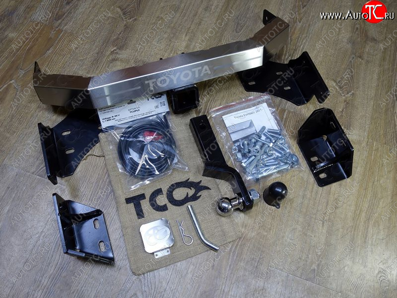 24 749 р. Фаркоп (тягово-сцепное устройство) TCC Тюнинг  Toyota Fortuner  AN160 (2020-2025) рестайлинг (оцинкованный, крюк Е, надпись Toyota)  с доставкой в г. Новочеркасск