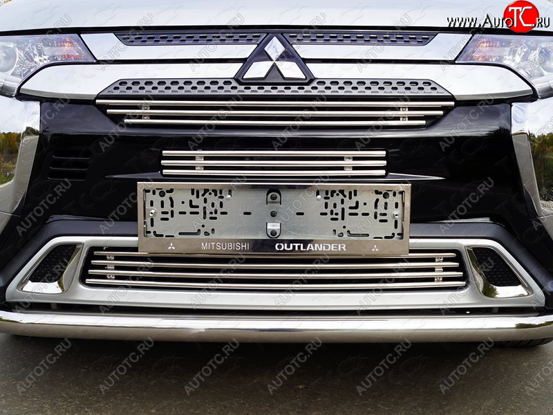 9 349 р. Нижняя декоративная вставка в бампер ТСС Тюнинг  Mitsubishi Outlander  GF (2018-2022) 3-ий рестайлинг (d 12 мм)  с доставкой в г. Новочеркасск