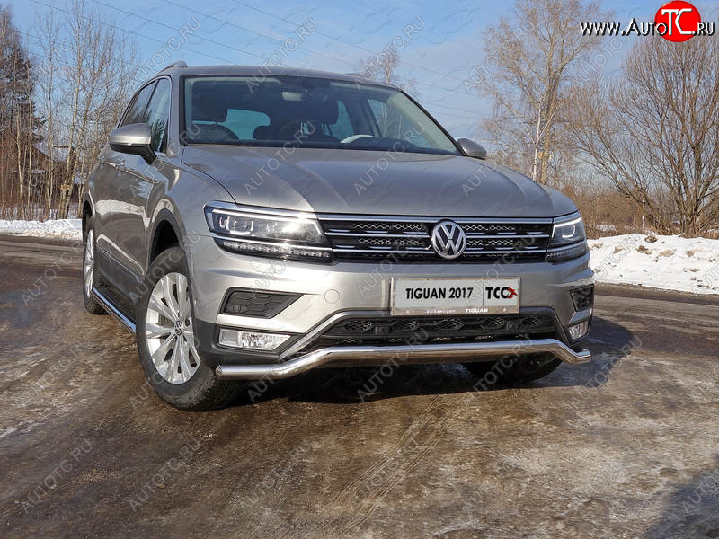 17 999 р. Защита переднего бампера нижняя d60,3 мм ТСС Тюнинг  Volkswagen Tiguan  Mk2 (2016-2020) дорестайлинг (нержавейка)  с доставкой в г. Новочеркасск