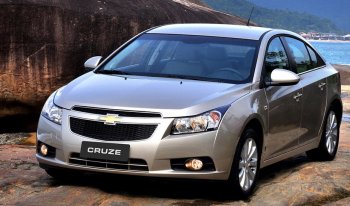 11 999 р. Капот GAMMA  Chevrolet Cruze ( J300,  J305) (2009-2015) седан дорестайлинг, хэтчбек дорестайлинг, седан рестайлинг, хэтчбек рестайлинг (Неокрашенный)  с доставкой в г. Новочеркасск. Увеличить фотографию 1