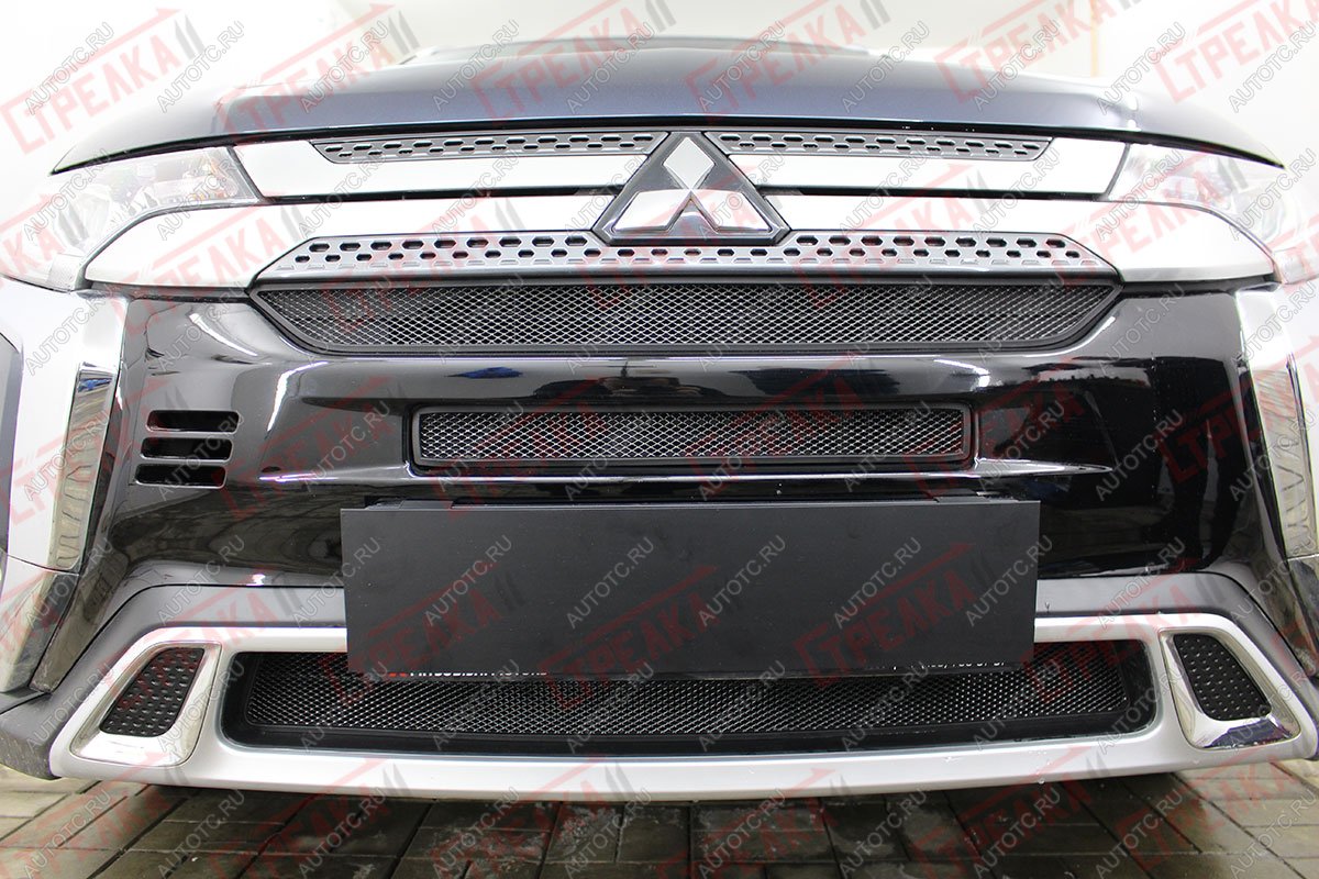 6 999 р. Защита радиатора (3 части с парктроником) Стрелка11 Стандарт  Mitsubishi Outlander  GF (2018-2022) 3-ий рестайлинг (черная)  с доставкой в г. Новочеркасск