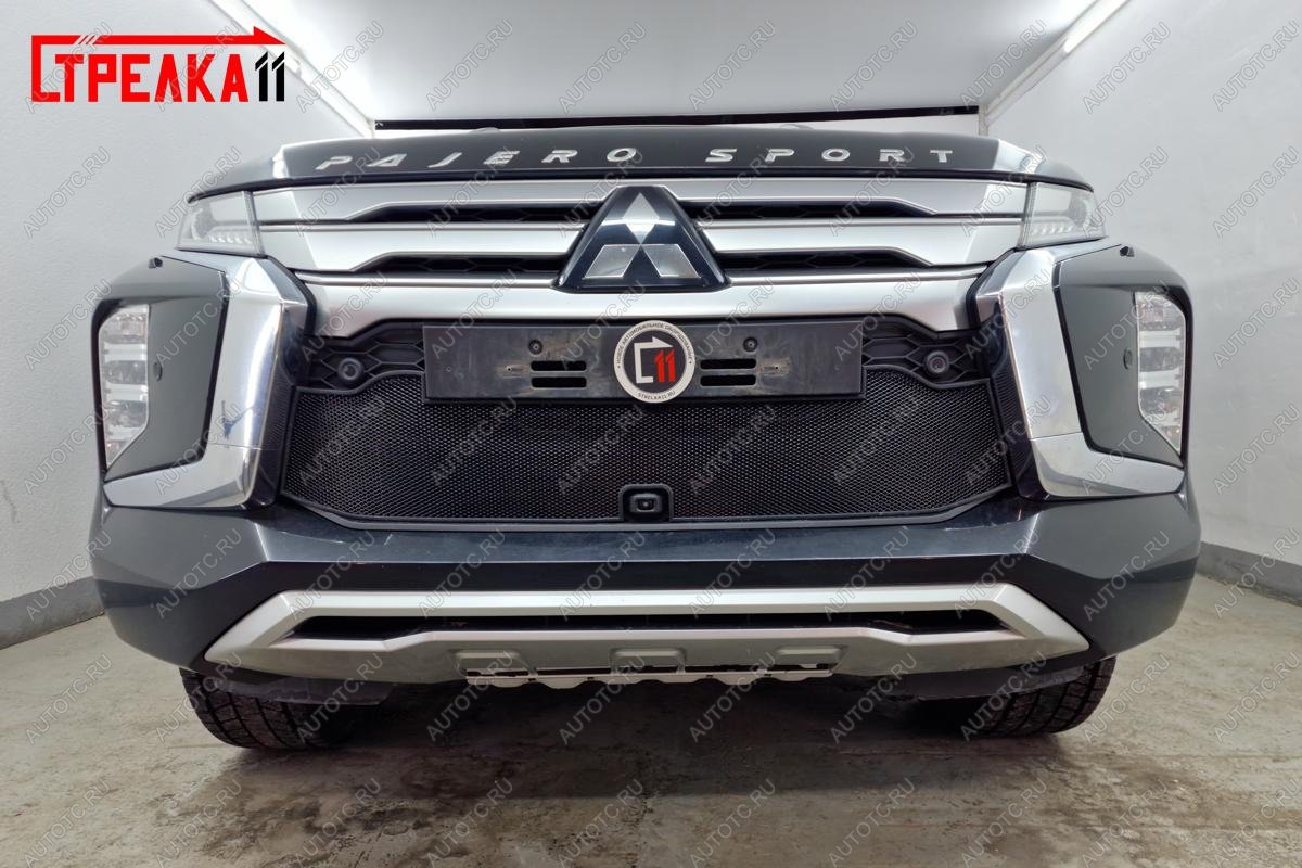 3 499 р. Защита радиатора Стрелка11 Стандарт  Mitsubishi Pajero Sport  QF (2019-2022) рестайлинг (черная)  с доставкой в г. Новочеркасск