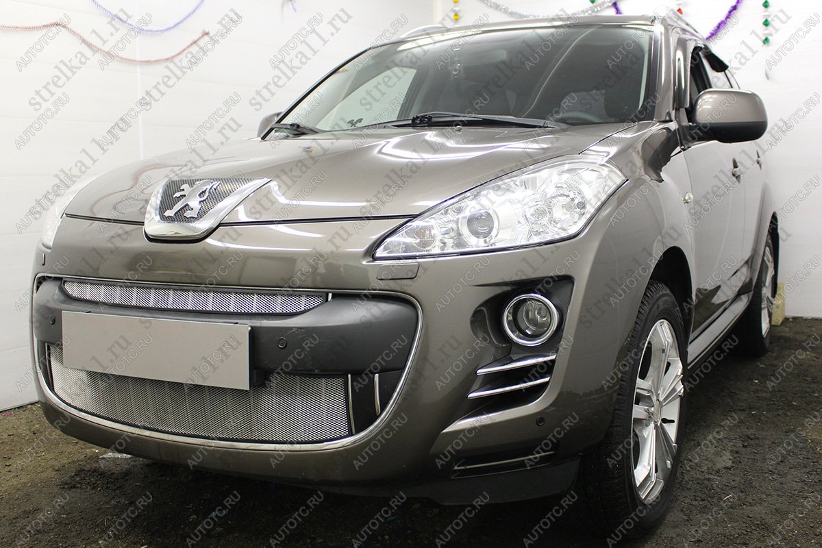 2 689 р. Защита радиатора (верх) Стрелка11 Стандарт  Peugeot 4007 (2007-2012) (хром)  с доставкой в г. Новочеркасск