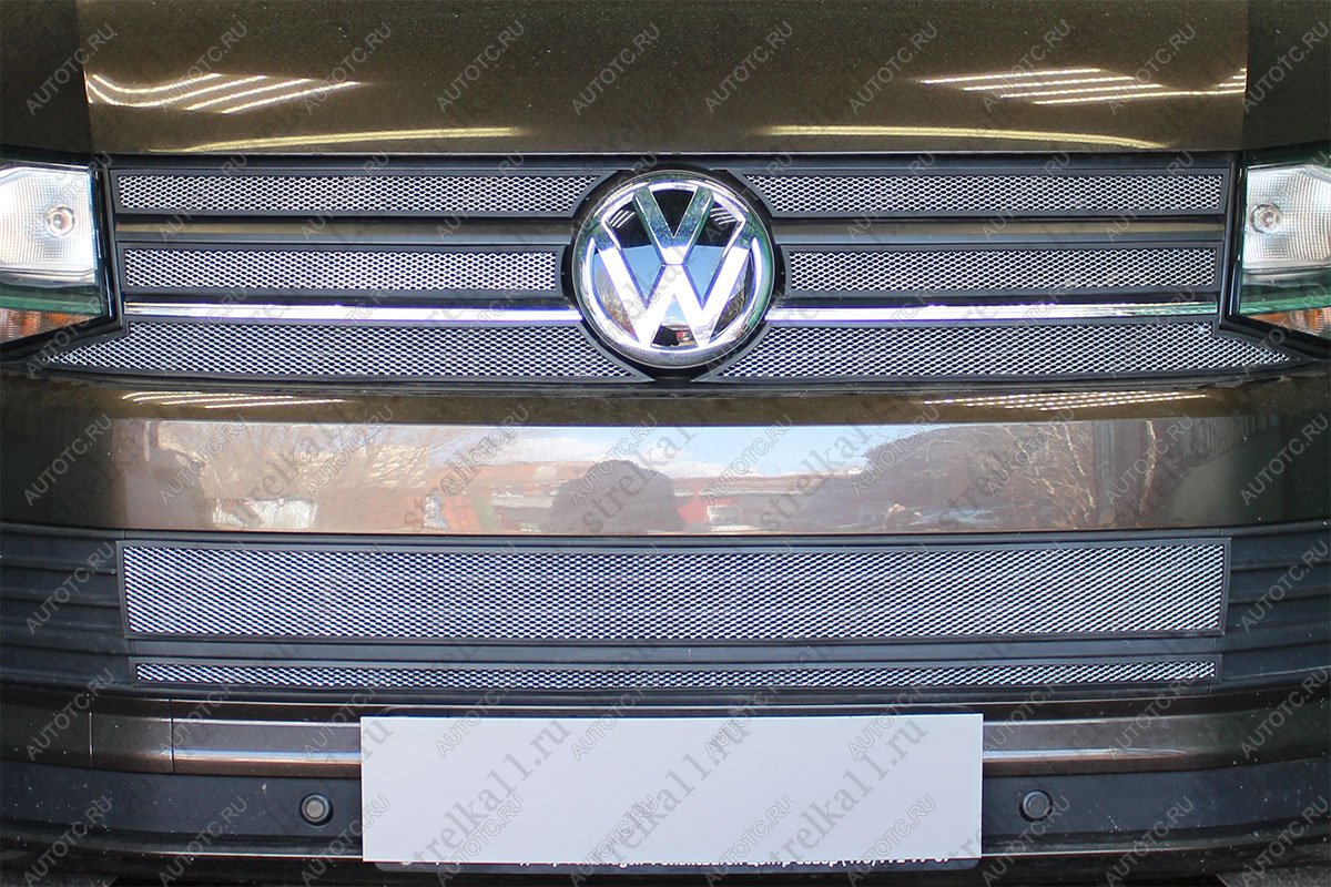 5 599 р. Защита радиатора (6 части верх) Стрелка11 Стандарт Volkswagen Multivan T6 дорестайлинг (2016-2019) (черная)  с доставкой в г. Новочеркасск