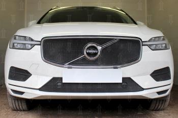 3 899 р. Защита радиатора (Inscription) (верх 2 части) Стрелка11 Стандарт  Volvo XC60 (2017-2022) (черная)  с доставкой в г. Новочеркасск. Увеличить фотографию 2