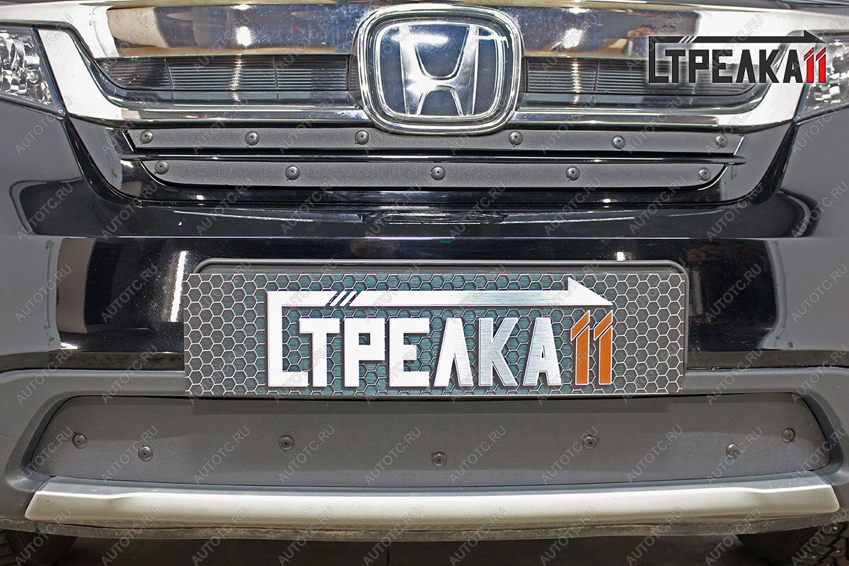 1 199 р. Зимняя заглушка решетки радиатора (верх 2 части) Стрелка11  Honda Pilot  YF6 (2018-2021) рестайлинг (черная)  с доставкой в г. Новочеркасск