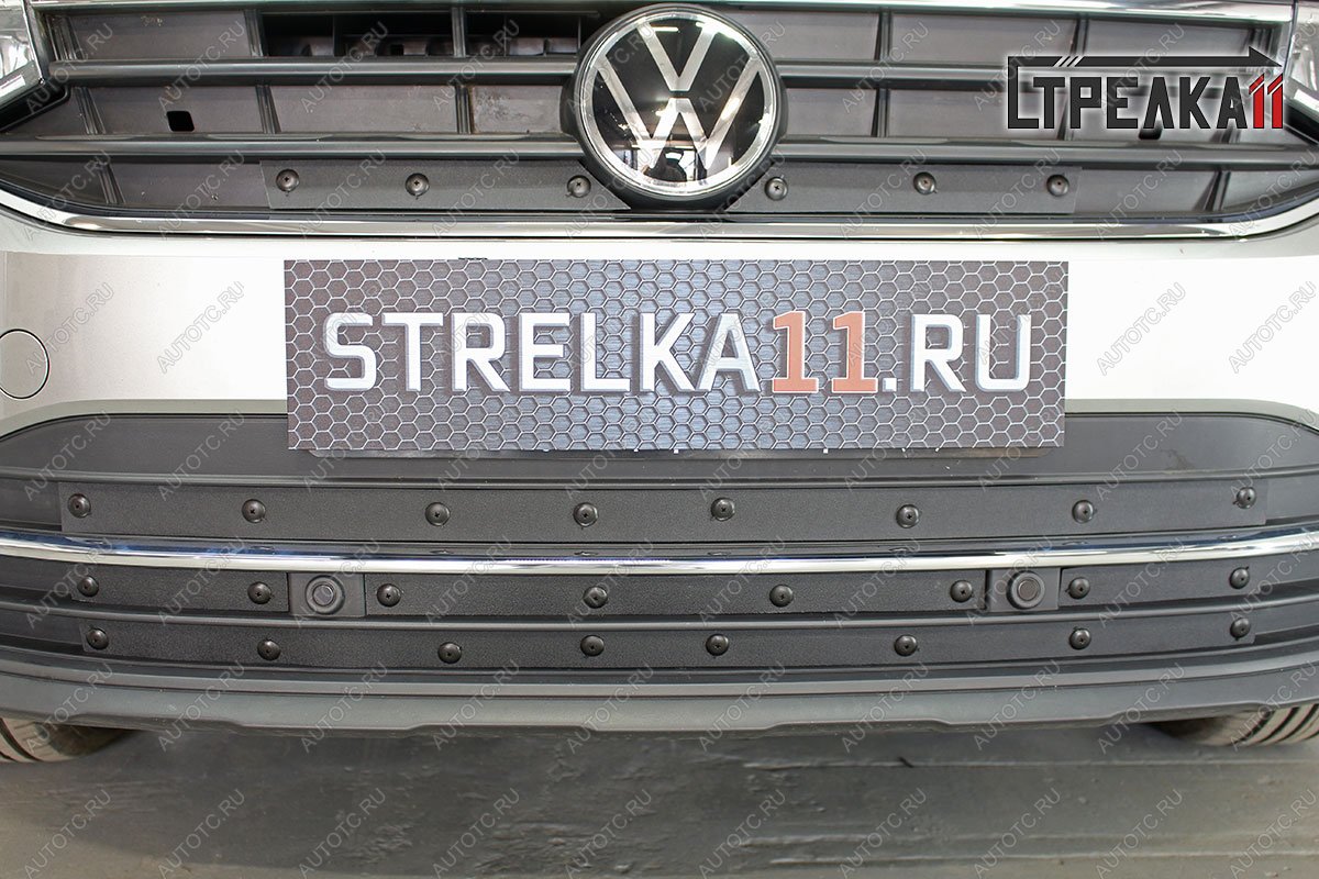 1 599 р. Зимняя заглушка решетки радиатора (низ) Стрелка11 Volkswagen Tiguan Mk2 рестайлинг (2020-2022) (черная)  с доставкой в г. Новочеркасск