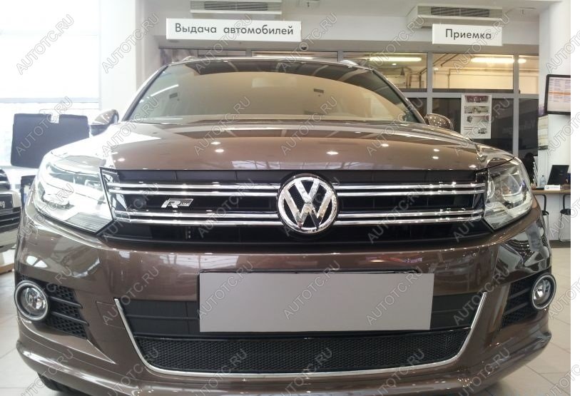 11 549 р. Защита радиатора (низ с парктроником) Стрелка11 Премиум  Volkswagen Tiguan  Mk2 (2016-2020) дорестайлинг (хром)  с доставкой в г. Новочеркасск