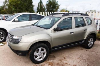 4 649 р. Молдинги дверей Артформ  Renault Duster  HS (2010-2021) дорестайлинг, рестайлинг  с доставкой в г. Новочеркасск. Увеличить фотографию 1