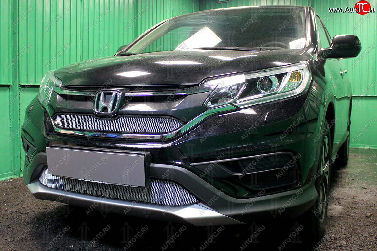 2 969 р.           Защита радиатора Honda CR-V IV 2015-2017 2.0 chrome низ Honda CR-V RM1,RM3,RM4 рестайлинг (2014-2018) (хром)  с доставкой в г. Новочеркасск