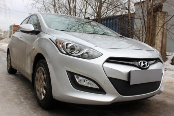 3 179 р.           Защита радиатора Hyundai i30 2013-2015 black Hyundai I30 2 GD дорестайлинг, хэтчбэк 5 дв. (2011-2015) (черная)  с доставкой в г. Новочеркасск. Увеличить фотографию 1