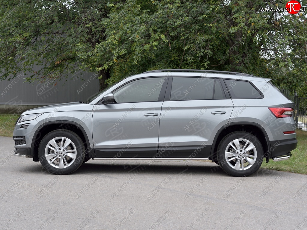 15 299 р. Пороги накладки труба d42 (v 1) Russtal Skoda Kodiaq NU7 дорестайлинг (2017-2021) (Неокрашенные)  с доставкой в г. Новочеркасск