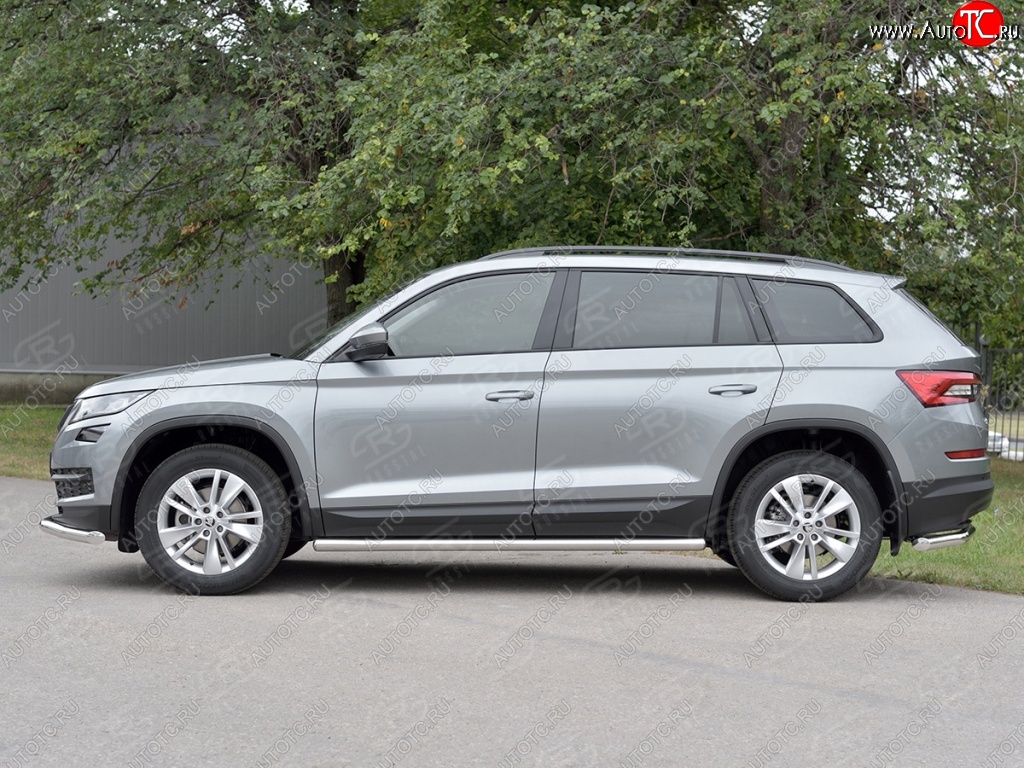 17 299 р. Пороги труба d63 (v3) Russtal Skoda Kodiaq NU7 дорестайлинг (2017-2021)  с доставкой в г. Новочеркасск