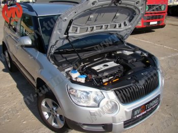 2 969 р. Упор капота MV-Tuning (одинарный) Skoda Yeti (2009-2013)  с доставкой в г. Новочеркасск. Увеличить фотографию 4