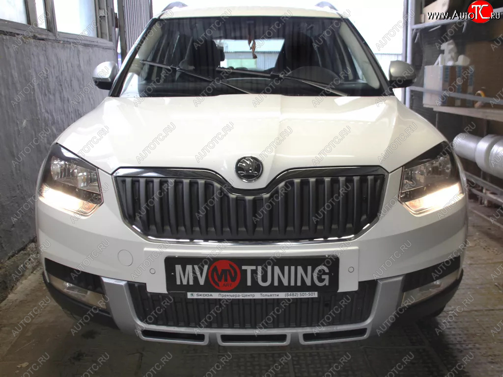 2 879 р. Заглушка решетки радиатора (верхняя, OUTDOOR) MV-Tuning  Skoda Yeti (2013-2018) (Неокрашенная)  с доставкой в г. Новочеркасск