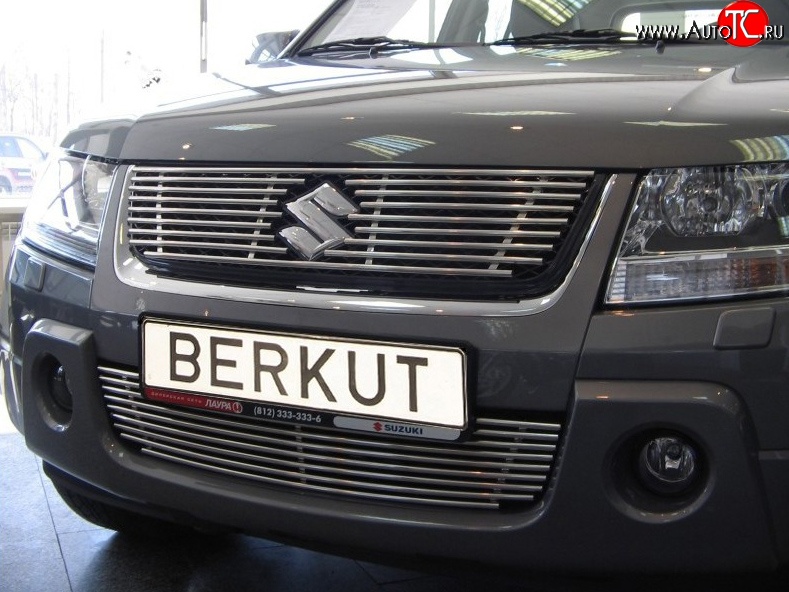 4 389 р. Декоративная вставка решетки радиатора (V2.4/3.2) Berkut Suzuki Grand Vitara JT 3 двери дорестайлинг (2005-2008)  с доставкой в г. Новочеркасск