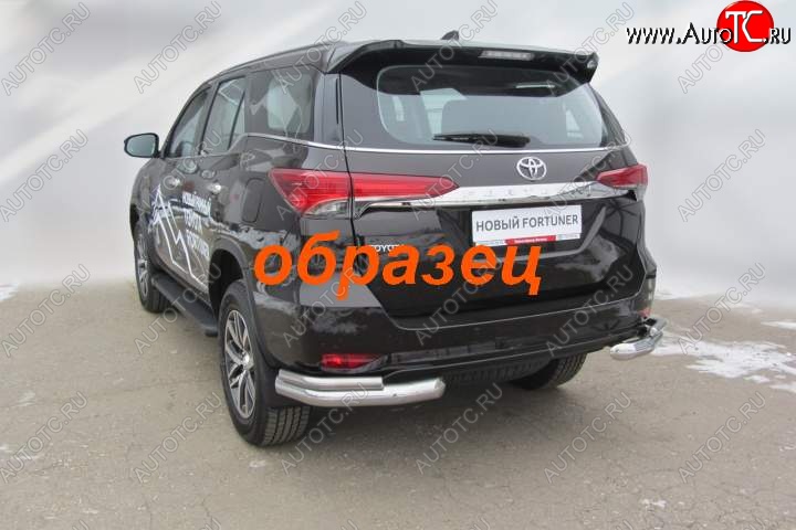 11 799 р. Уголки d76+d42 двойные  Toyota Fortuner  AN160 (2015-2020) дорестайлинг (Цвет: серебристый)  с доставкой в г. Новочеркасск